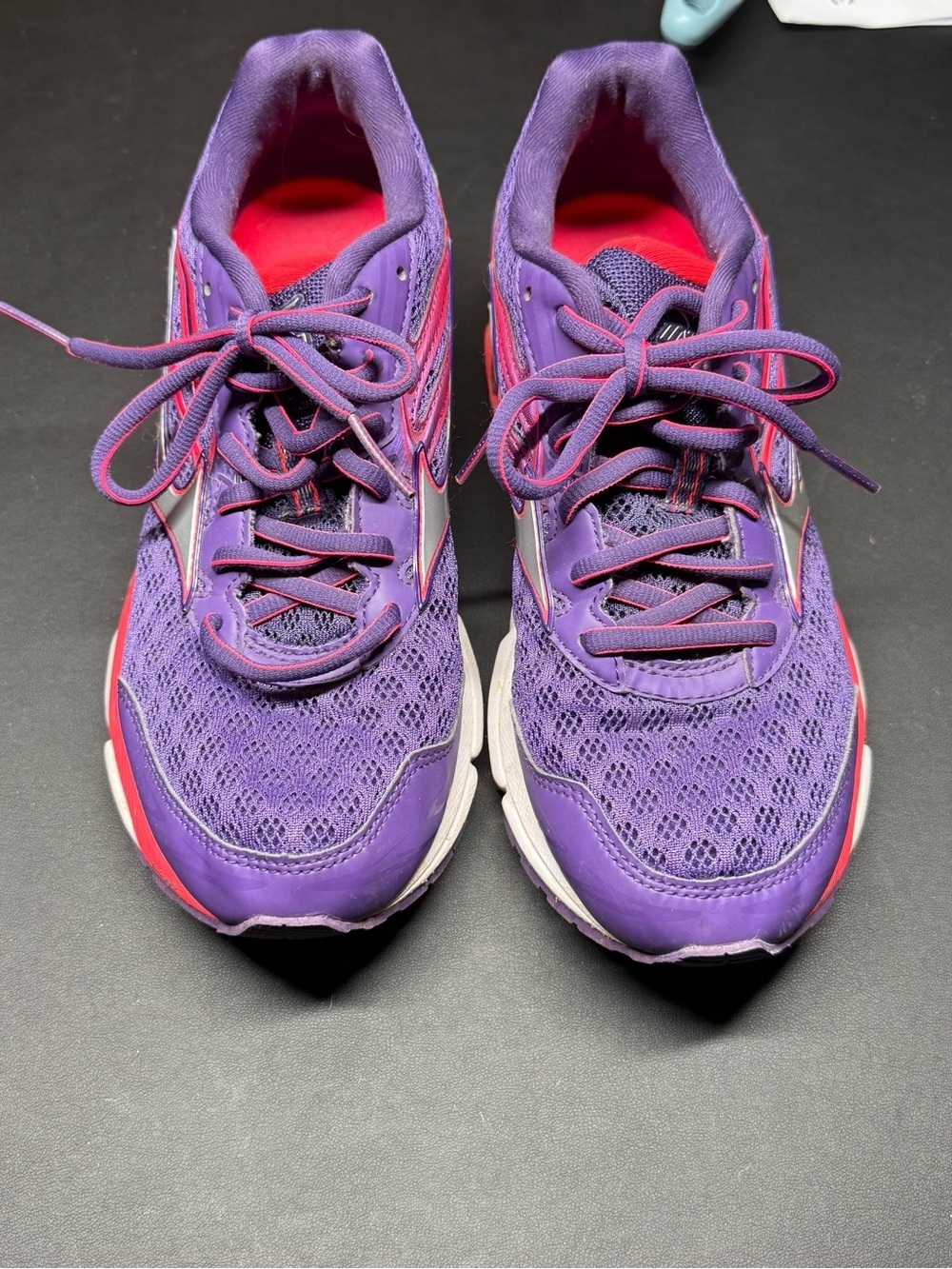 Mizuno Purple & Pink Women's Athletic Running Shoes